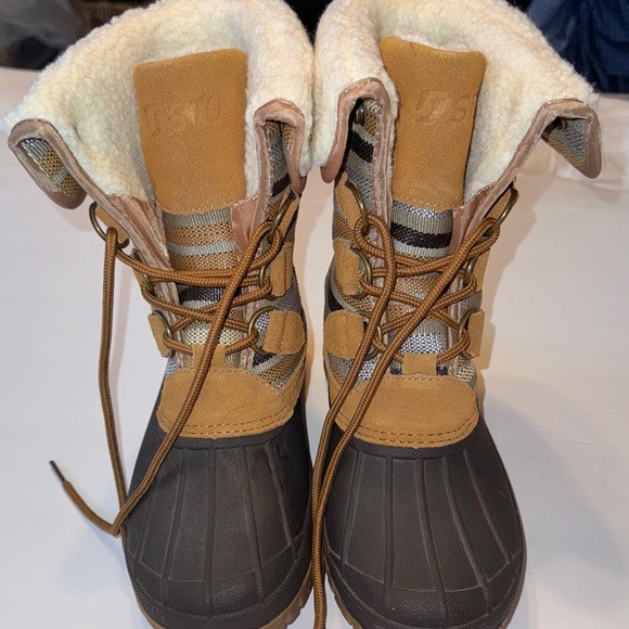 STQ Women's Winter Boots with Leather & Faux Lambwool. Snow boots. Warm - Picture 1 of 5